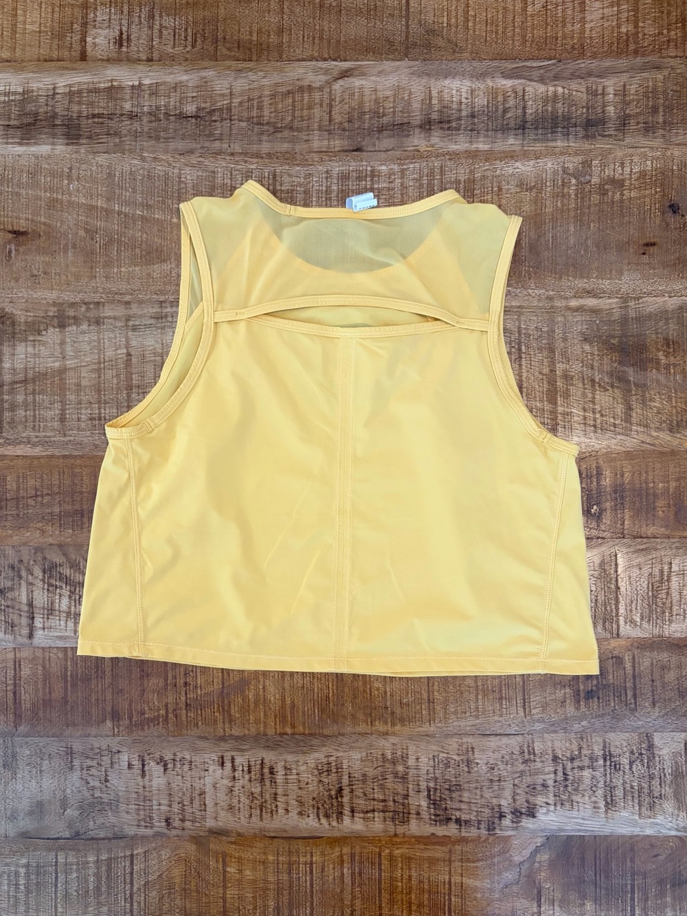 Cyclebar Cropped Tanktop - Picture 2 of 4